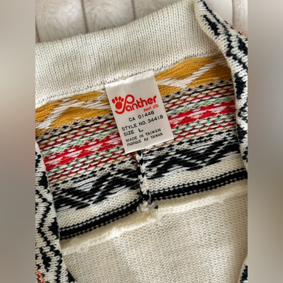 VINTAGE 70s Belted Cardigan - Picture 5 of 9